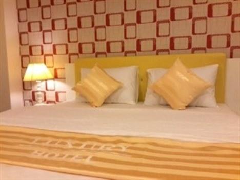 Luxury Hotel Ho Chi Minh City Room photo